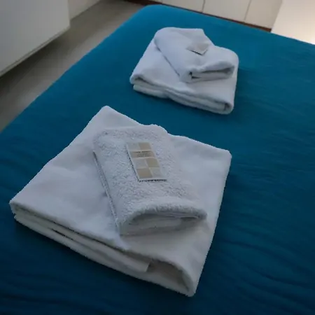 Center Train Station Apartment
