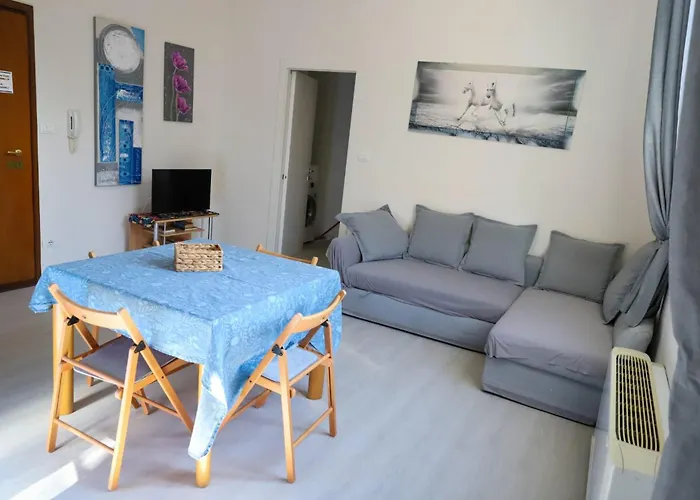 Center Train Station شقة *