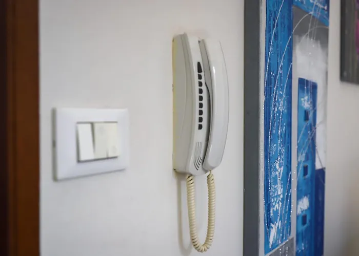 Center Train Station * بولونيا