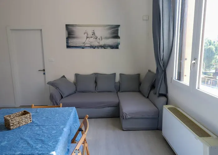 شقة Center Train Station