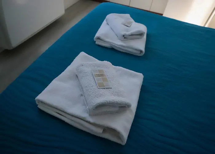 Center Train Station شقة