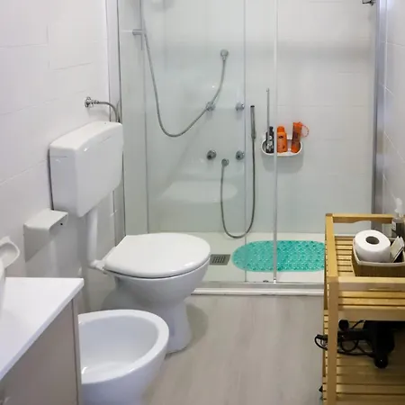 Apartment Center Train Station *